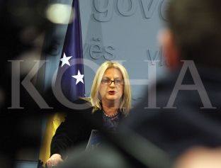 Kosova kërcënon e nuk vepron për reciprocitet me Serbinë