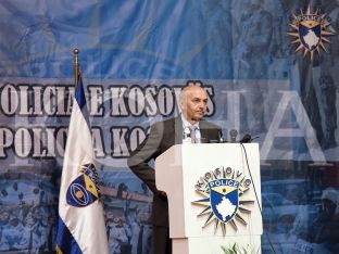 Mustafa do sqarimin e dilemave rreth demarkacionit