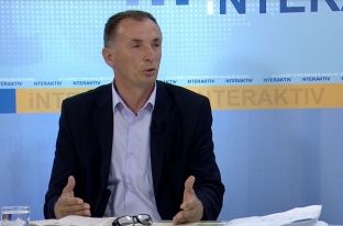 Selmanaj: Manastiri nuk do t’i marrë ato toka, u bëj thirrje ndërkombëtarëve mos t’ia falin