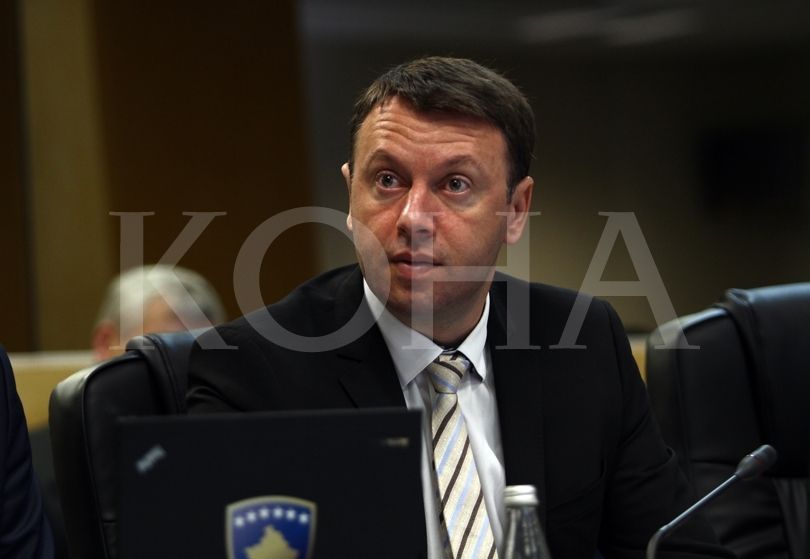 Abrashi: As pozita, as opozita nuk janë të gatshme për zgjedhje