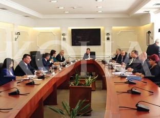 Veseli mohon kushtet nga Lista Serbe për demarkacionin