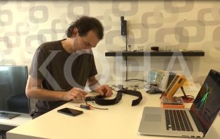 Shteti kufizon mundësitë e “ajnshtajnëve” – 0 euro buxhet për ta [video]