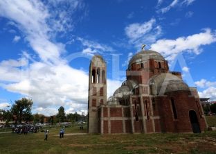  Agani donte të hiqej UP-ja nga aty, e afër Kishës të ndërtohej Xhamia