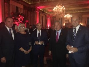 Mustafa e Hoxhaj në pritjen e Presidentit Obama