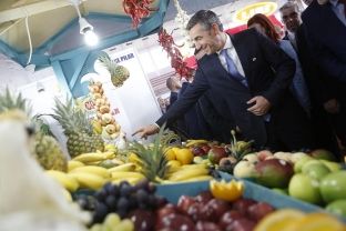 Veseli: Prodhuesit vendorë dhe investitorët janë heronj të ditëve tona