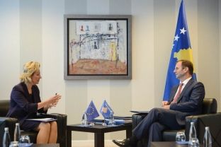  Apostolova i thotë edhe Kuçit se opozita duhet të përfshihet në vendimmarrje