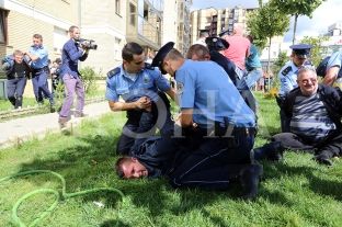 Policia në lagjen “Dardania”, arrestohen dy persona