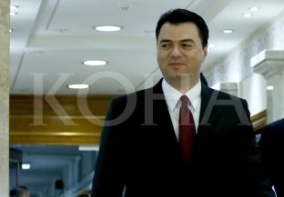 Basha kërkon referendum për ligjin e mbetjeve