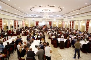 Veseli në manifestimin për Ditën e boshnjakëve