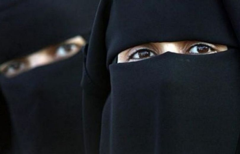Imami shqiptar në Zvicër thotë burka është absurd, s`është obligim