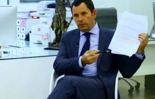 Avokati Gashi kërkon ndërprerjen e paraburgimit të Azem Sylës