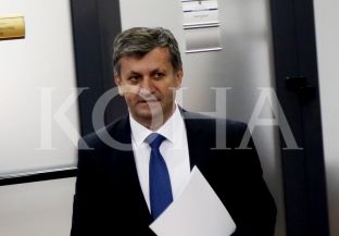  Beqiri: Të punohet për kthimin e serbëve në jug e shqiptarëve në veri