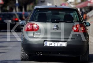  Eksperti i OSHP-së mbështet MPB-në për tenderin për targa të automjeteve