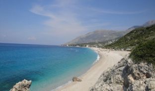 45 mijë polakë vizituan sivjet Shqipërinë