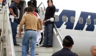 Italia dëbon 5 shtetas nga Maqedonia, ishin pro Shtetit Islamik