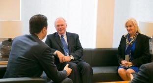 Ish-ambasadori Hill vlerëson lidershipin e Bashës