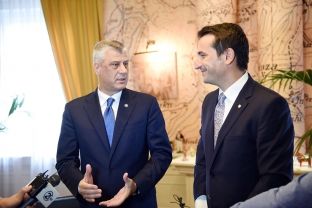 Veliaj do ta emërojë një rrugë në Tiranë me emrin “Rruga e UÇK-së”