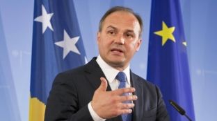 Hoxhaj: Po merremi intensivisht me arrestimin e Nehat Thaçit