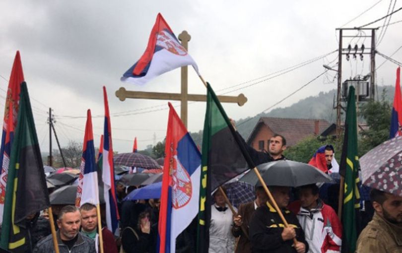 Serbët për të tretën ditë bllokuan rrugët në veri kundër Ligjit për Trepçën