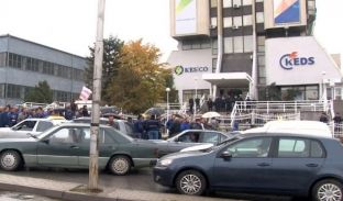 Kërkohet shfuqizimi i vendimin për largimin e punëtorëve nga KEDS