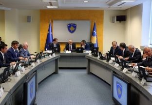  Qeveria s’ka njoftim zyrtar për “ngrirjen e Srpsk-ës”