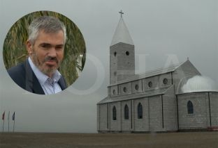 Hoxha i Drenasit, kishën në Llapushnik e quan “objekt pa leje” [video]