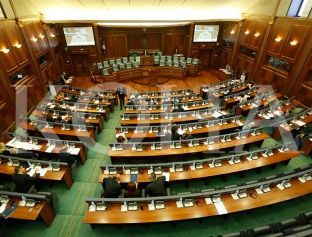 Kuvendi  shtyn votimin e Rezolutës për Thaçin