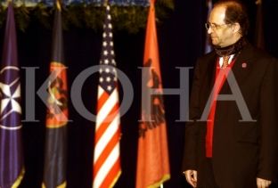  Avokati Gashi: Atentatori i Ibrahim Rugovës është vrarë