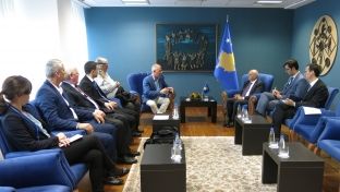 “Kosova e fokusuar për krijimin e kushteve për investime të huaja”