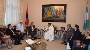 Besimtarët bektashianë kremtuan “Dita e Ashures”