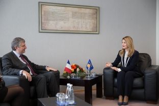 Vlerësohet ndihma franceze në fushën e drejtësisë