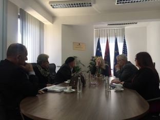  Tahiri u thotë Komisionit Qeveritar dhe familjarëve të të pagjeturve se BE-së ia dërgoi listat më 2011