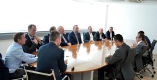 Hoti u tregon përfaqësuesve të Unionit të Bizneseve të Diasporës për kushtet e investimit 