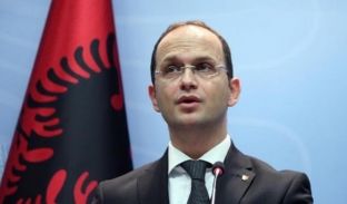 Bushati: Greqia ka në fuqi një ligj lufte me Shqipërinë