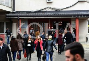 Studentëve të UP-së u shtohet afati i shtatorit, u zvogëlohet numri i provimeve për kalim të vitit