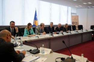 Thaçi: Të bashkohemi në luftën kundër trafikimit me njerëz