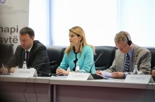  Hoxha: Kosova me modele të suksesshme duhet ta luftojë trafikimin e qenieve njerëzore