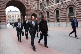 Hoxhaj në Suedi, merr mbështetjen për vizat dhe zhvillimin ekonomik