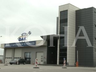 Devollët më të fortë se Shteti, MI s’e hap tregun për homologim të veturave [video]