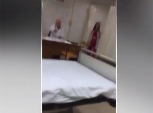  Mjeku Hajdari sulmon qytetarin që filmoi neglizhencën e tij mjekësore për KTV [video]