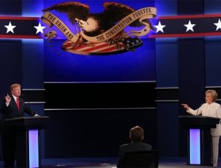 Clinton fiton debatin e fundit parazgjedhor