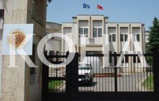 Zyrtari i arsimit raporton rrejshëm se është rrëmbyer një nxënëse