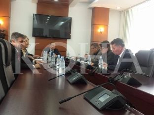 AAK dhe Nisma kërkojnë përplotësim të draft Deklaratës për Demarkacionin