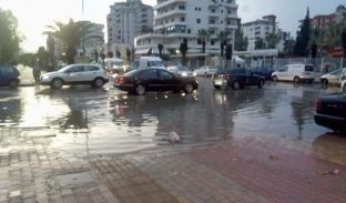 Reshjet e shiut shkatërrojnë disa lokale në bregdetin e Vlorës