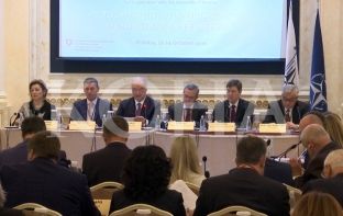 NATO: E ardhmja e Kosovës është në struktura euroatlantike [video]