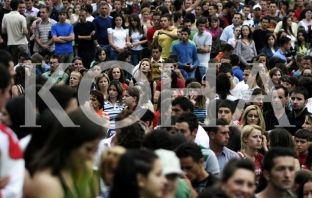 Sfida e të rinjve në menaxhimin e 80 eurove në muaj