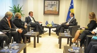 Komandanti i operacioneve civile të BE-së për vizitë në Kosovë
