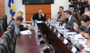 Bien investimet e huaja, thellohet deficiti tregtar me Serbinë