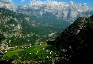 Ngrihet një qendër pritjeje dhe orientimi për vizitorët në Theth