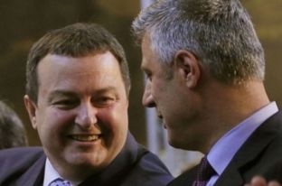 Brukseli, aq më pak Prishtina, mund ta kushtëzojnë Beogradin, thotë Daçiq